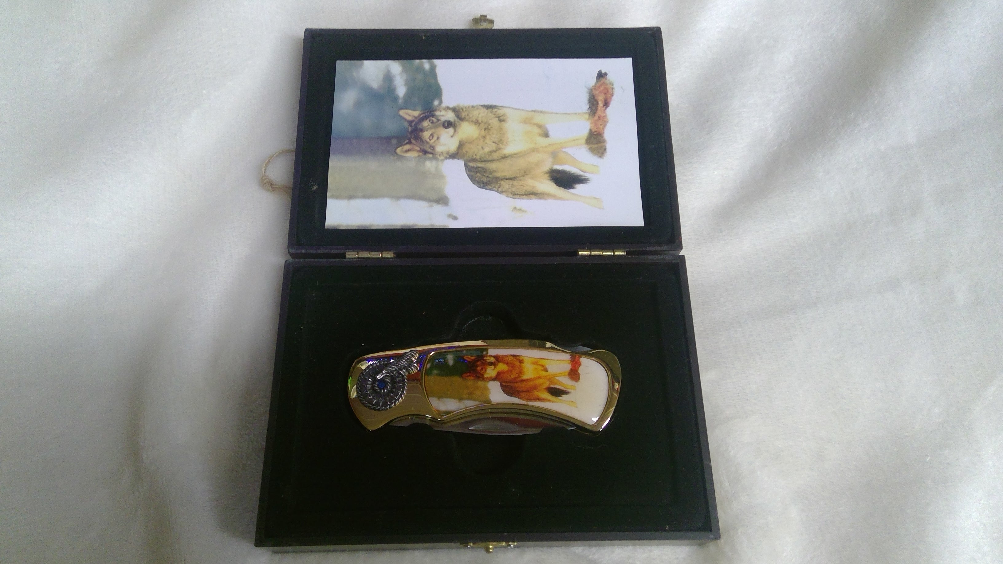Wolf Knife with Case