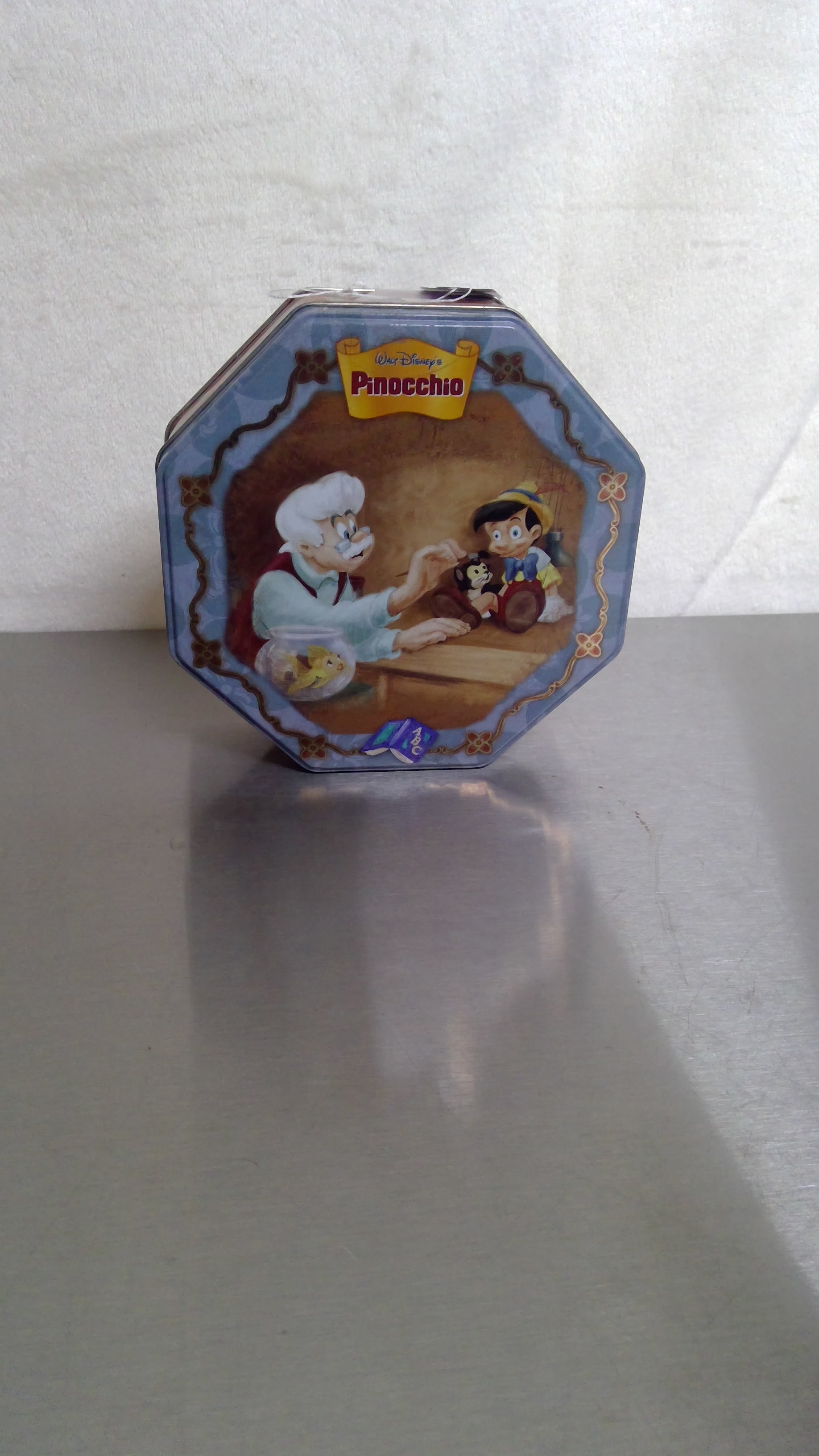 Walt Disney's Pinocchio Tin