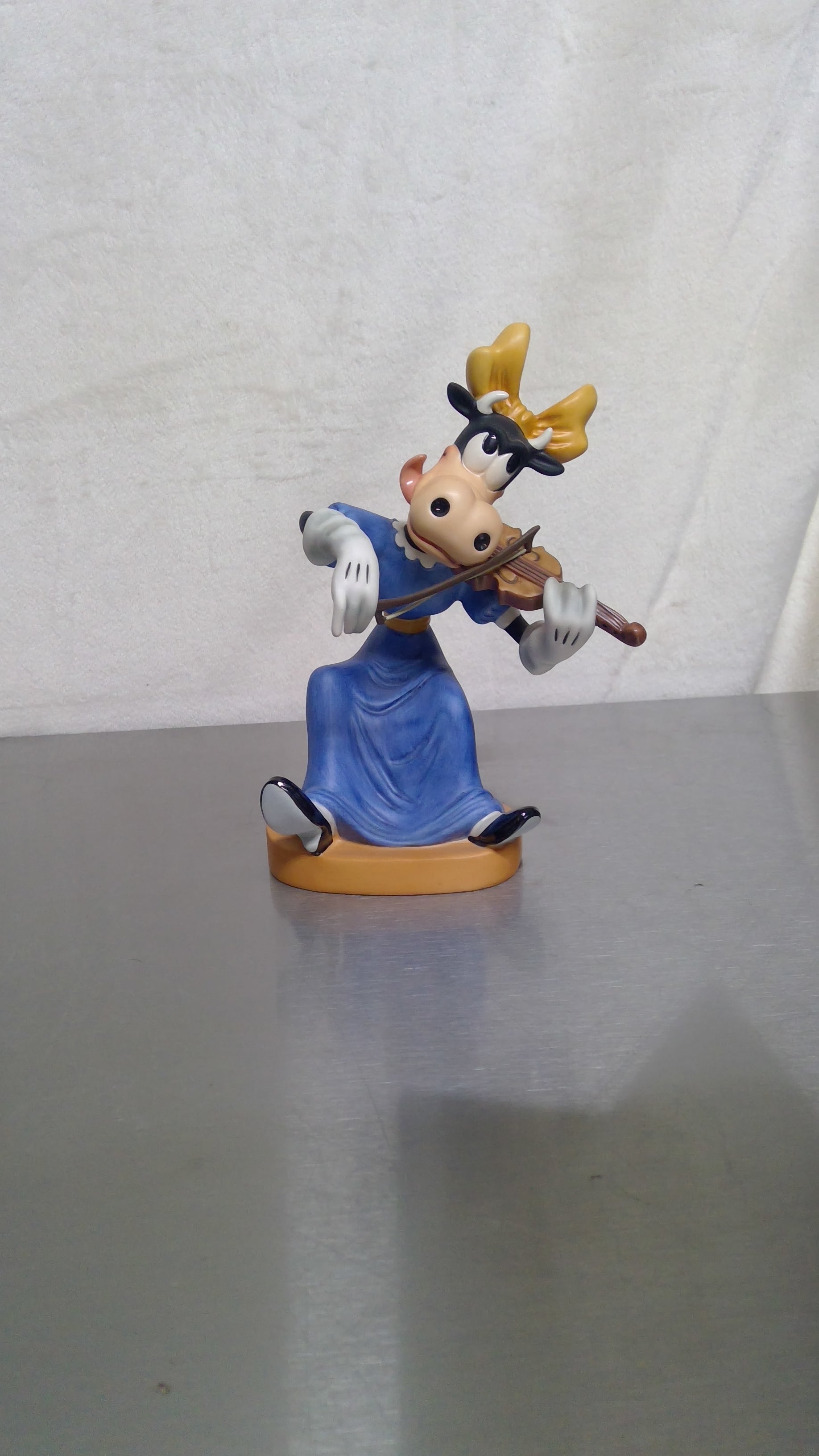 Clarabelle's Crescendo "Walt Disney Classics Collection"