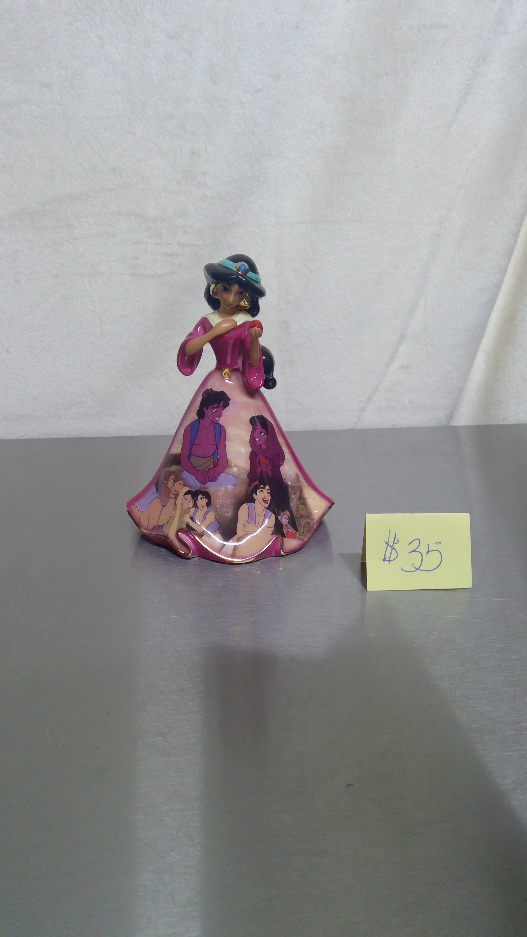Disney Porcelain Bell "Jasmine" Dresses and Dreams Collection